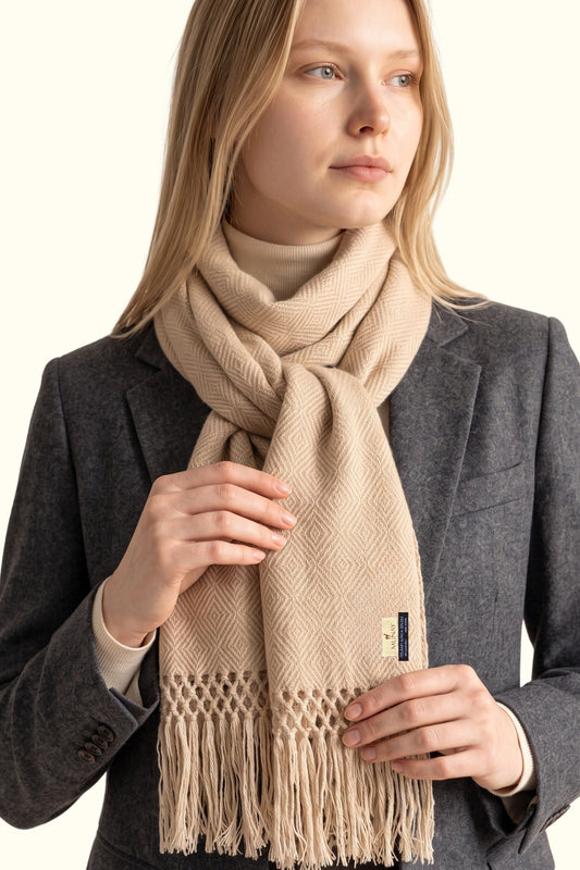 Quñi Shawl